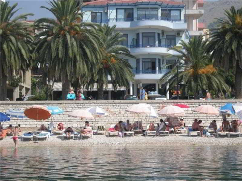 Hotel Ari Sarandë Exterior foto