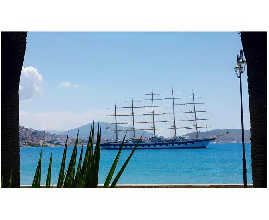 Hotel Ari Sarandë Exterior foto